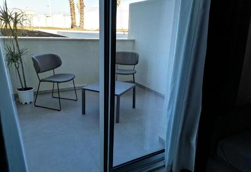 اتاق استاندارد با چشم‌انداز باغ, Resort La Battigia Beach & Spa