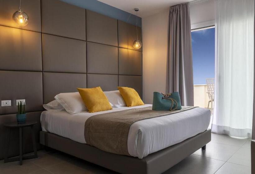 سوییت جونیور, Resort La Battigia Beach & Spa