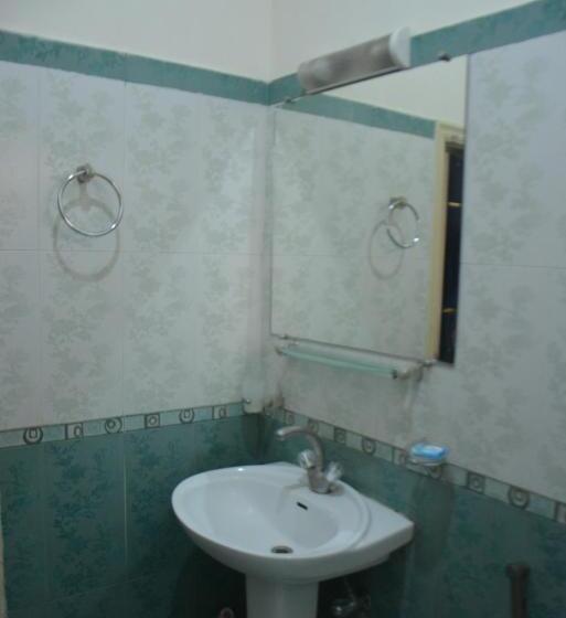 اتاق لوکس خانوادگی, Royal Emirates Residence