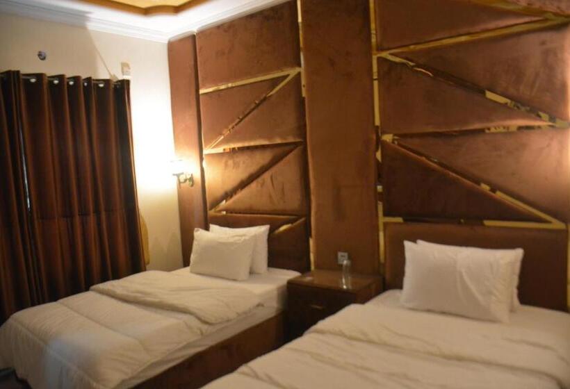 سوییت جونیور لوکس, Royal Emirates Residence