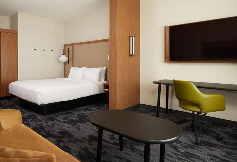 سوییت اجرایی, Fairfield By Marriott Inn & Suites Palmdale West