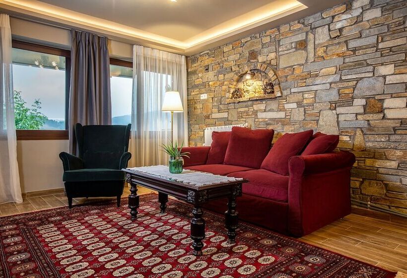 سوییت جونیور, La Noi Guesthouse