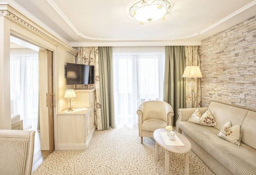 استودیوی لوکس, Der Lärchenhof