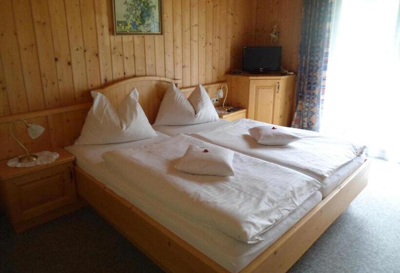 Quarto Triplo Estandar, Gasthof   Hotel Klammstein