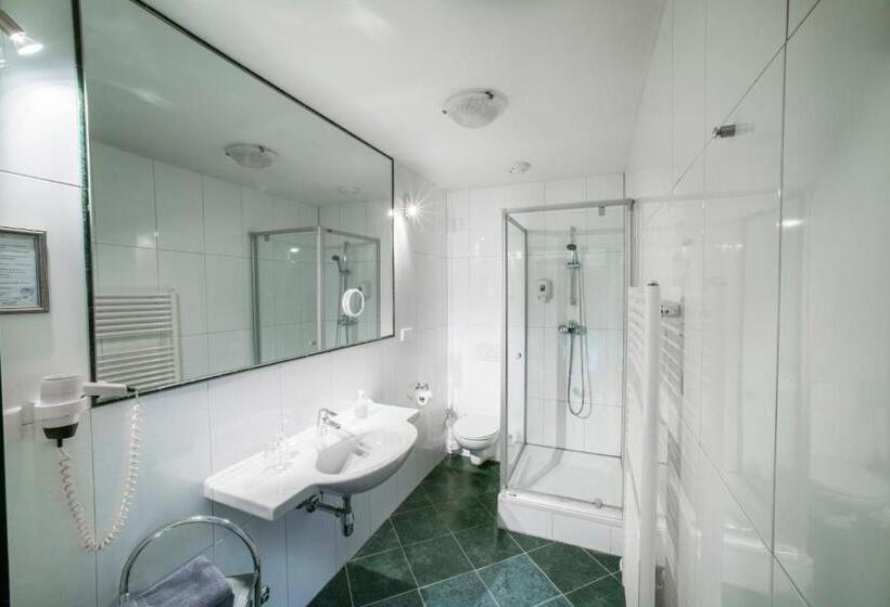 اتاق سوپریور, Stadthotel Kramer