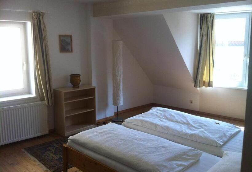 آپارتمان خانوادگی, Stadthotel Kramer