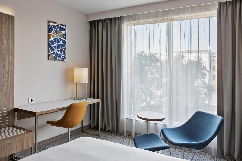 اتاق استاندارد با تخت بزرگ, Courtyard By Marriott Szczecin City