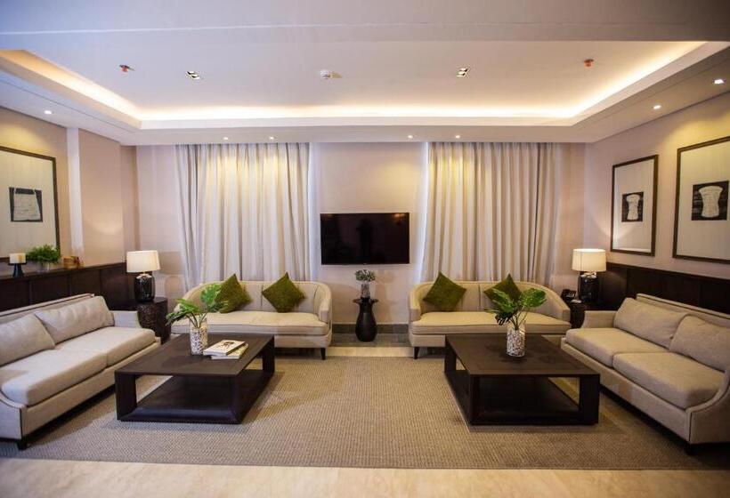 سوئیت با تخت بزرگ, Suni Hotel And Convention Abepura Managed By Parkside