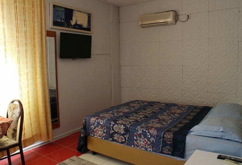 اتاق استاندارد یک نفره, Karaca Termal Pansiyon