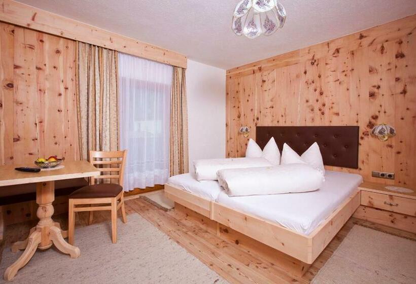 اتاق استاندارد با بالکن, Haus Stefan