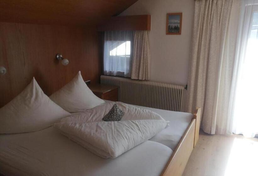 آپارتمان 1 خوابه با بالکن, Haus Stefan
