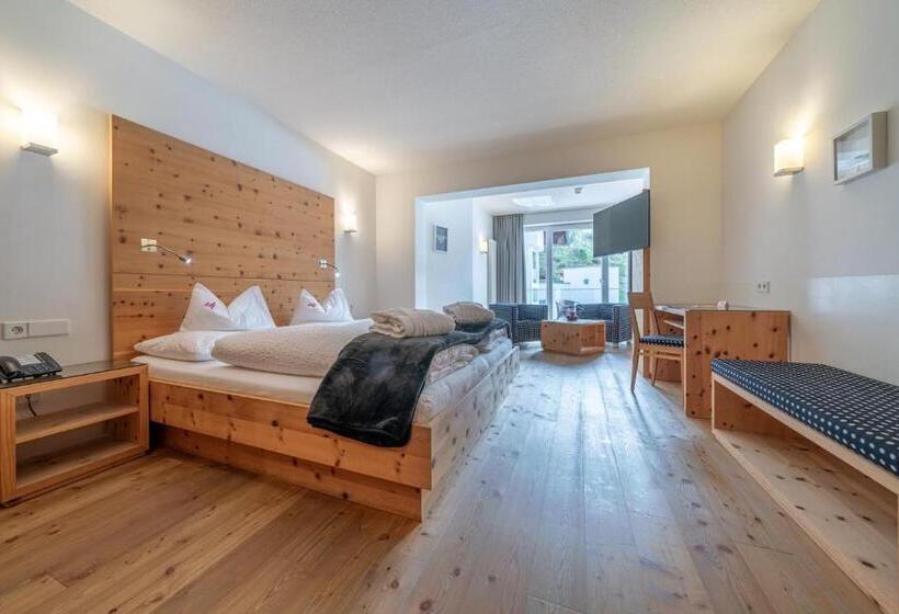 سوییت جونیور, Alpin Art & Spa Hotel Naudererhof Superior