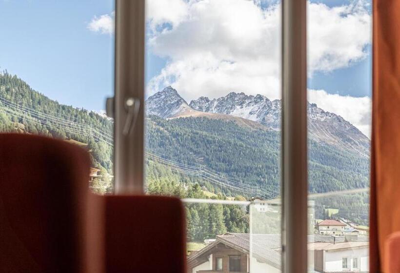 سوییت جونیور, Alpin Art & Spa Hotel Naudererhof Superior