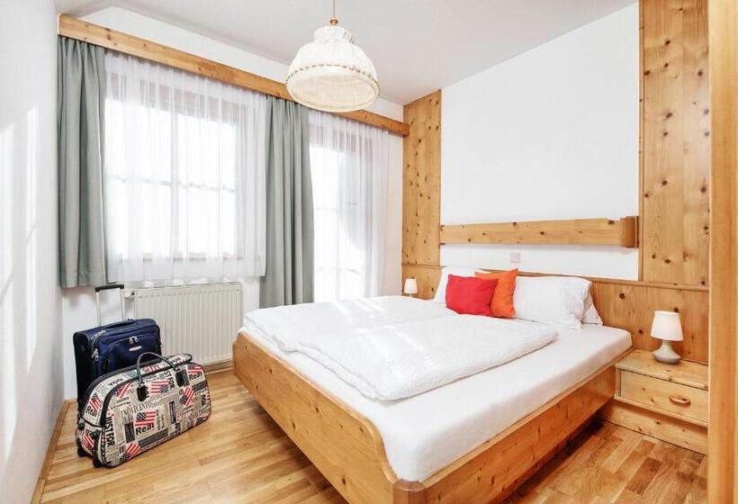 آپارتمان 2 خوابه با بالکن, Wellness Landhaus Parth