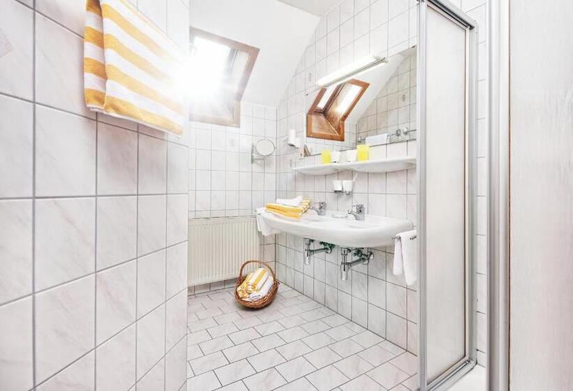 آپارتمان 2 خوابه با بالکن, Wellness Landhaus Parth