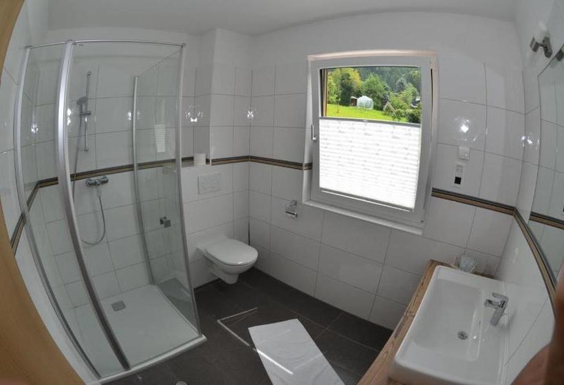 اتاق استاندارد, Wellness Landhaus Parth