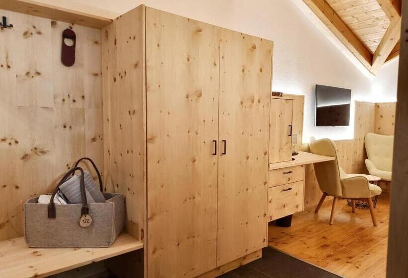 اتاق استاندارد اینتریور, Feelfree Nature Resort