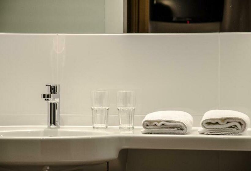 اتاق لوکس با بالکن, Seebichl Haus Am See Designhotel Kitzbühel