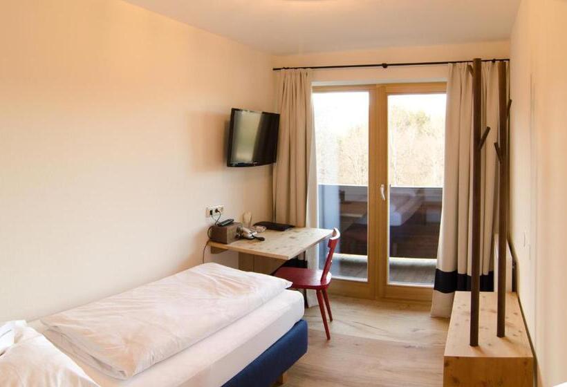 Standard Single Room with Balcony, Seebichl Haus Am See Designhotel Kitzbühel