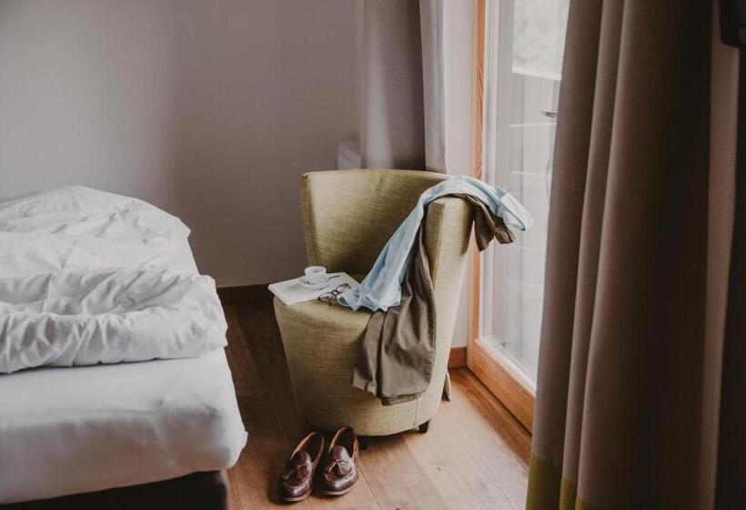 سوییت جونیور با بالکن, Seebichl Haus Am See Designhotel Kitzbühel