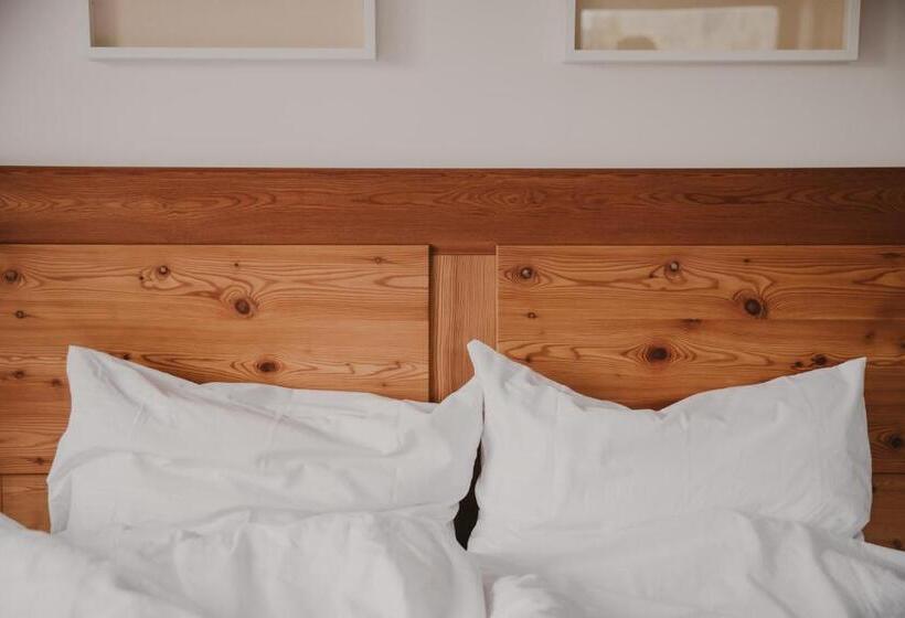 سوییت جونیور با بالکن, Seebichl Haus Am See Designhotel Kitzbühel