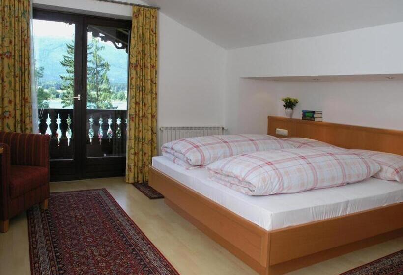 اتاق لوکس با چشم‌انداز دریاچه, Haus Seeschwalbe