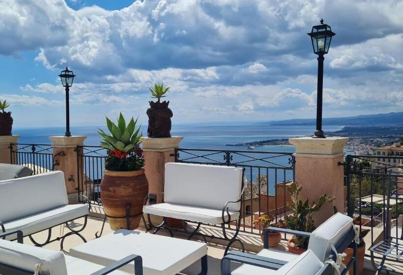 اتاق لوکس, Casa Turchetti