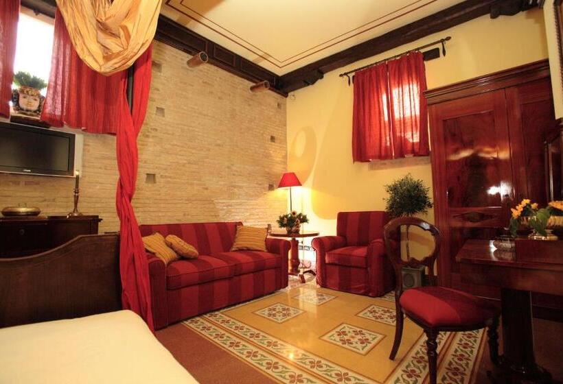 اتاق لوکس, Casa Turchetti