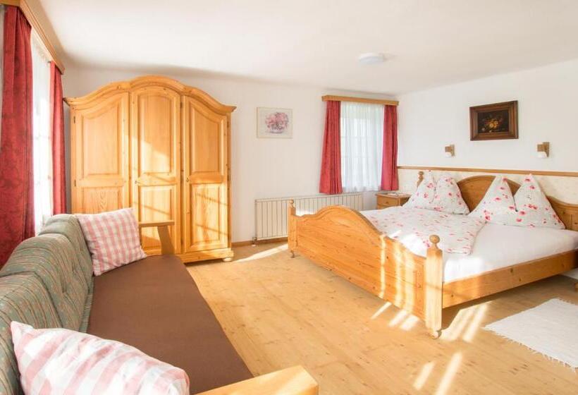 Quarto Estandar, Ferienhof Hinterstrasser