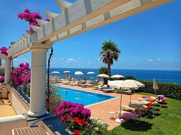 Triple Room Sea View, Albatros