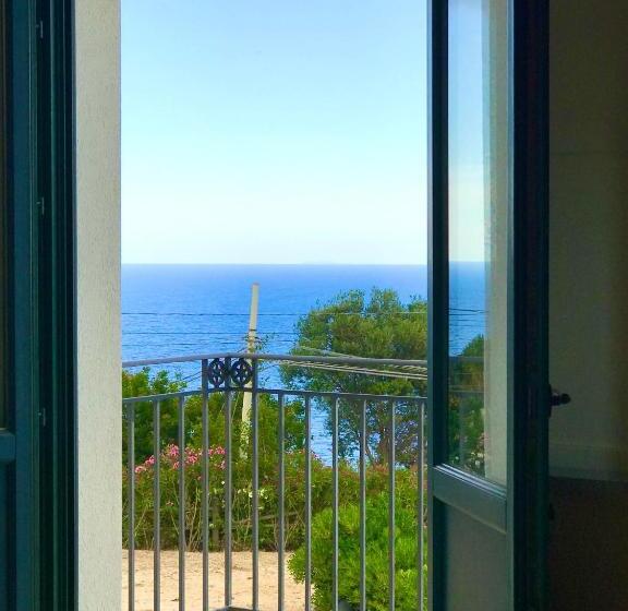 Standard Room Sea View with Balcony, Baglio Di Scopello