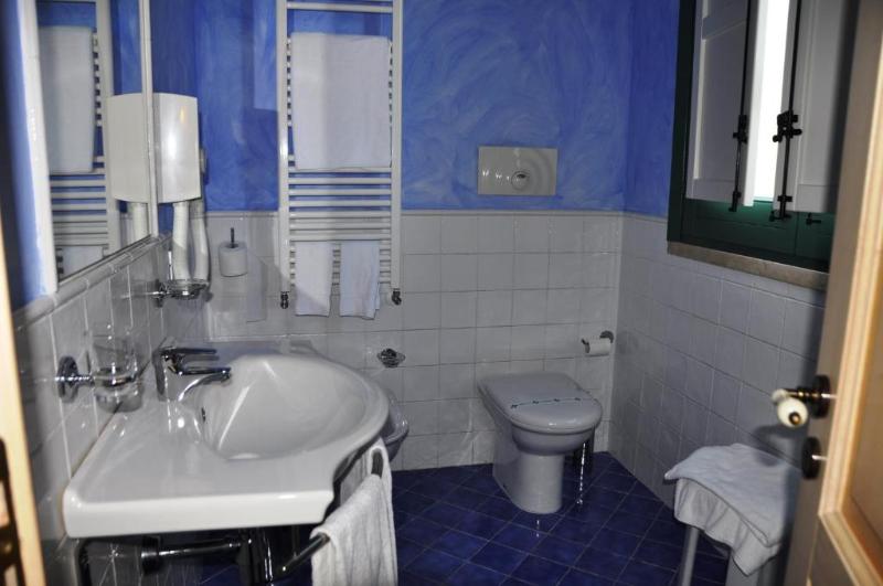 Economy Triple Room, Baglio Di Scopello