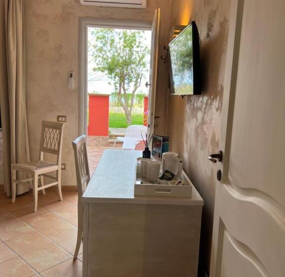 اتاق استاندارد با تخت بزرگ, Borgo Di Santa Barbara