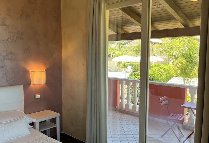 اتاق سوپریور, Borgo Di Santa Barbara