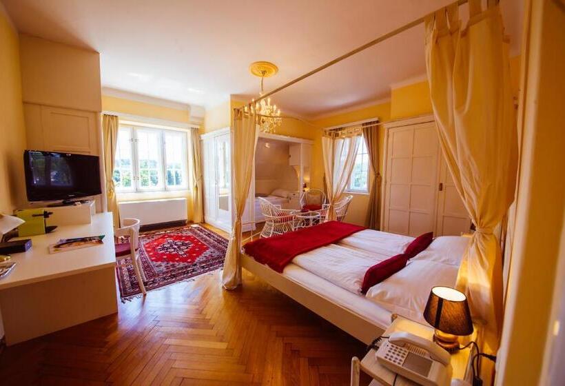 Chambre Familiale, Carinthia Velden