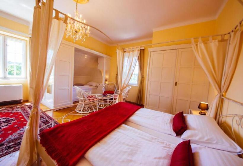 Chambre Familiale, Carinthia Velden