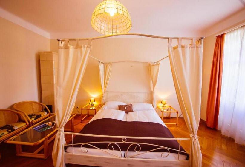 استودیوی استاندارد, Carinthia Velden