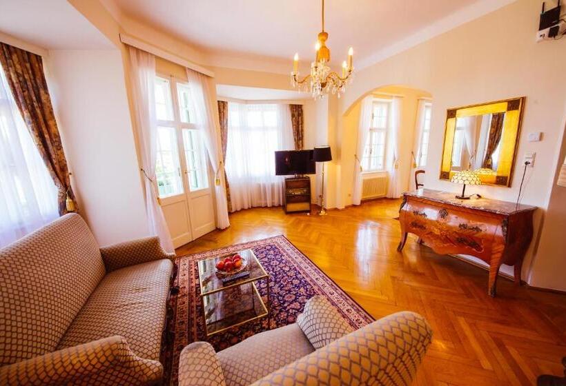 آپارتمان 1 خوابه با بالکن, Carinthia Velden