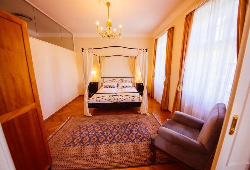 آپارتمان 1 خوابه با بالکن, Carinthia Velden