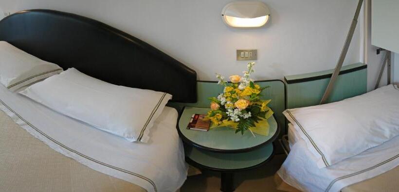 Economy Triple Room, Cavalluccio Marino