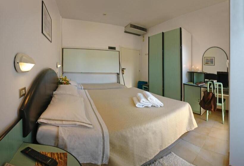 Economy Triple Room, Cavalluccio Marino