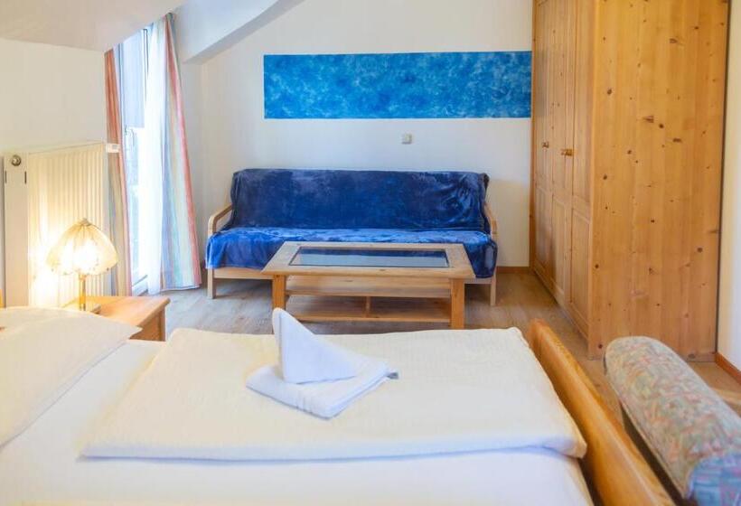 اتاق استاندارد چهار تخته, & Hostel Sandwirt