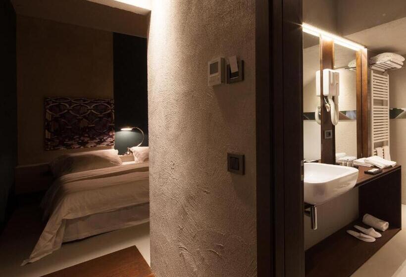 اتاق استاندارد, Locanda Del Benaco