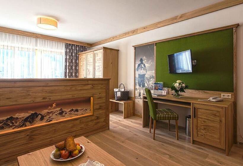 Deluxe Room Mountain View, Zum Stern   Bergbahnen Inklusive Im Sommer 2025