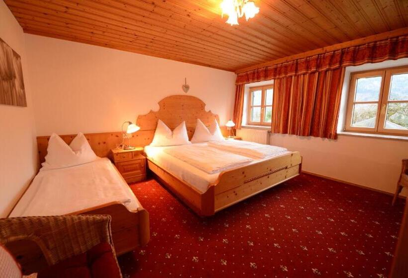 اتاق استاندارد سه نفره, Weinbachbauer   Urlaub Am Bauernhof