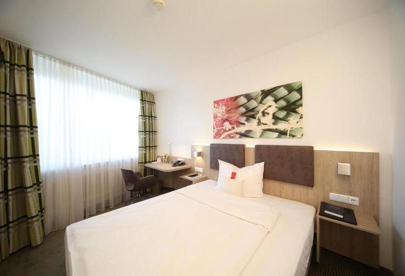 Basic Room, Central Hotel Eschborn