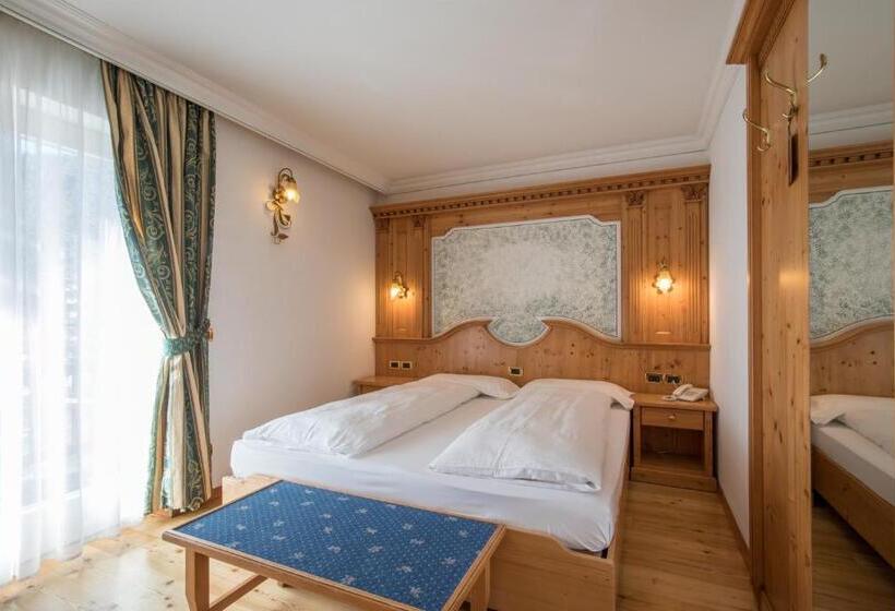 Quarto Estandar, Chalet All'imperatore