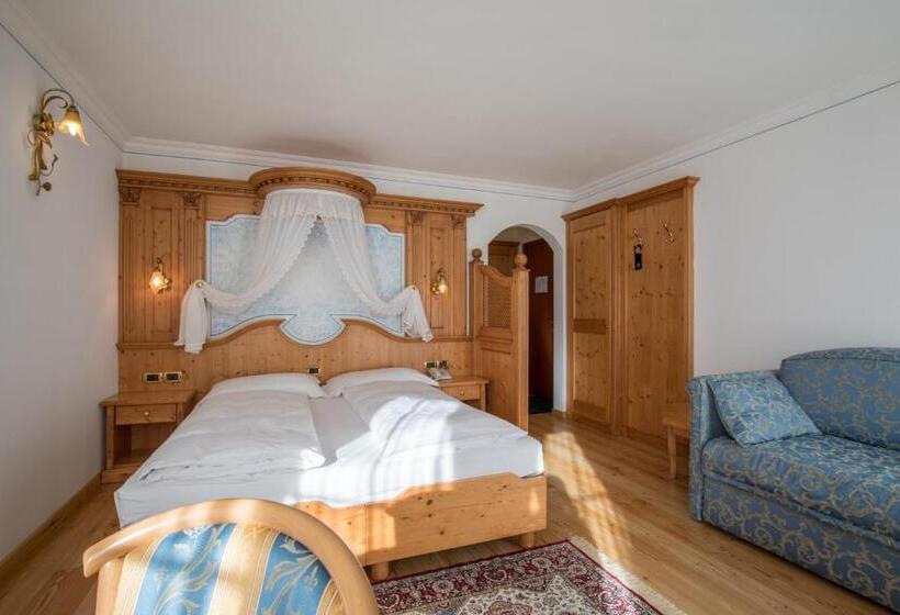 اتاق سوپریور سه تخته, Chalet All'imperatore