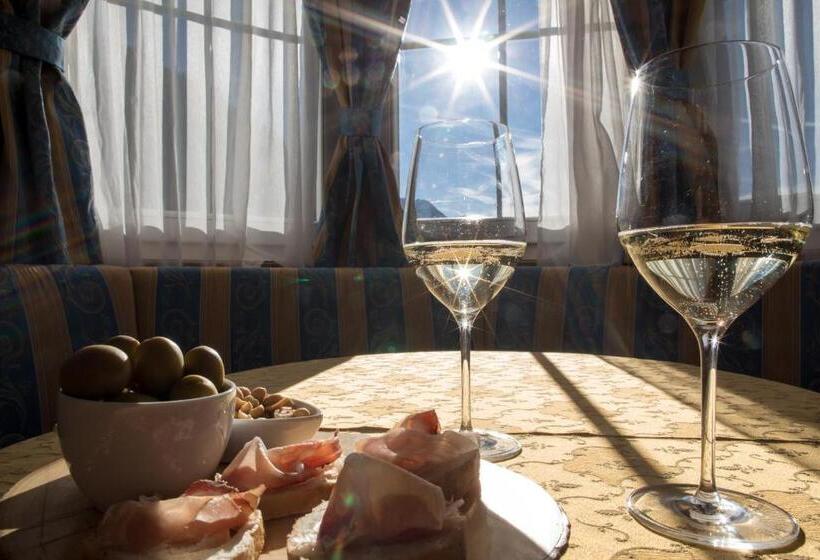 اتاق سوپریور سه تخته, Chalet All'imperatore