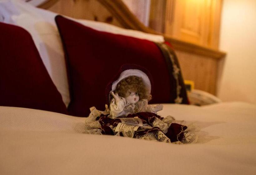 اتاق راحتی سه تخته, Chalet All'imperatore